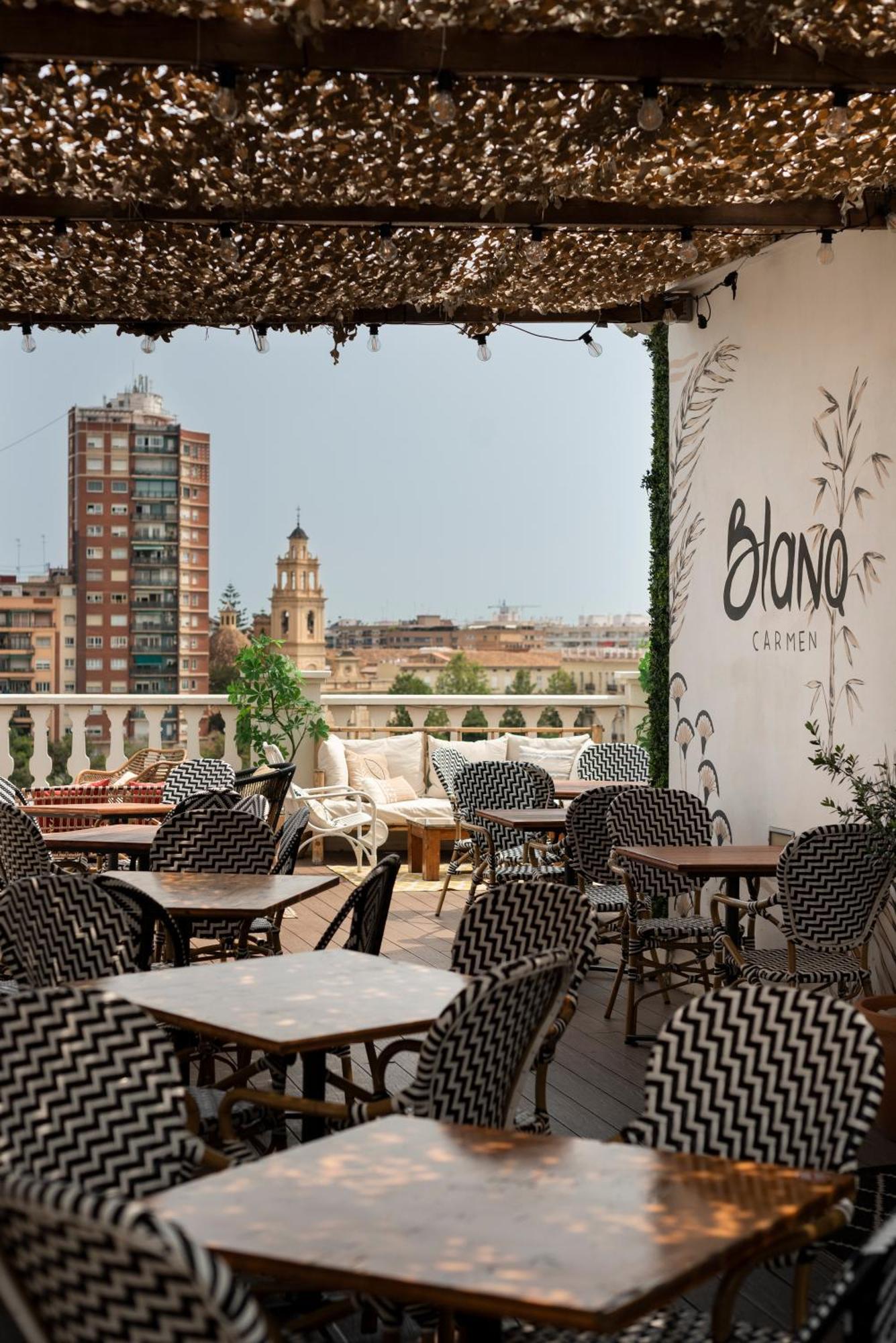 Blanq Carmen Hotel Valencia Exterior photo